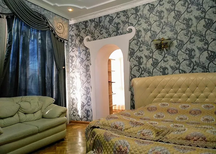 Hotel Edemi Castle