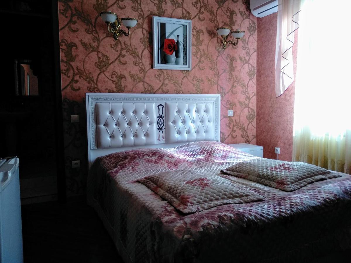 Hotel Edemi Castle